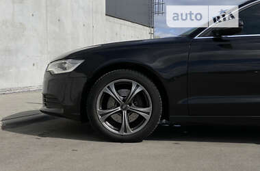 Седан Audi A6 2014 в 
