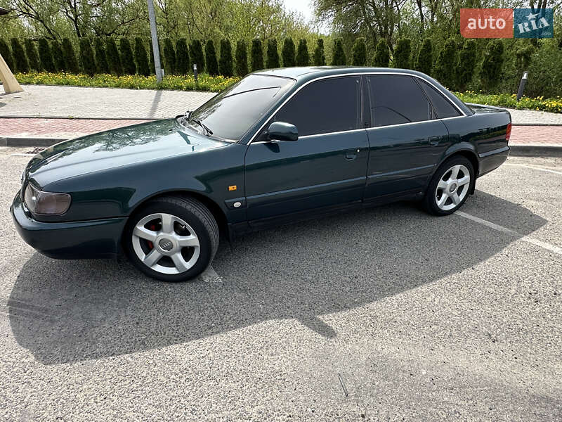Седан Audi A6 1996 в Подволочиске