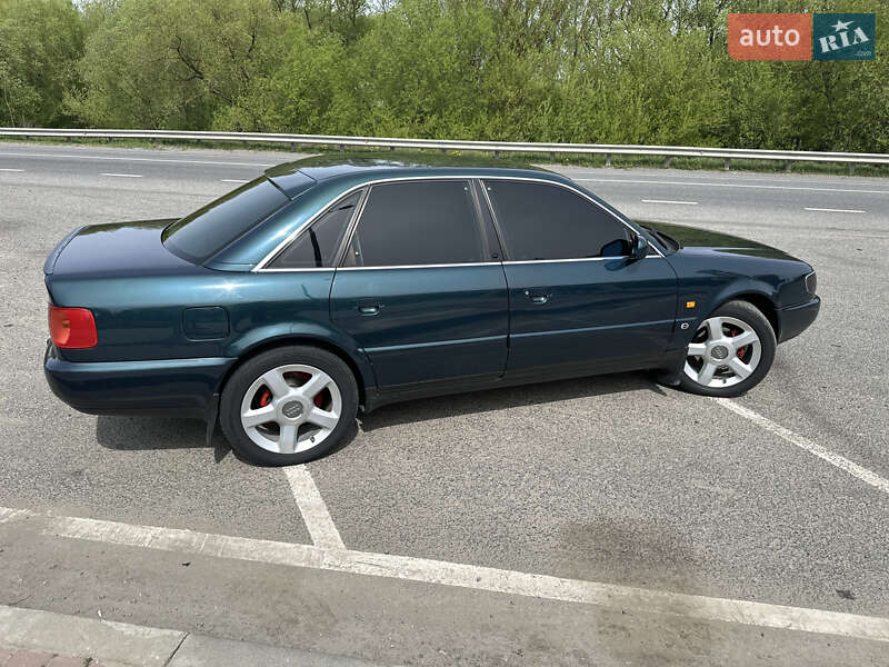 Седан Audi A6 1996 в Подволочиске