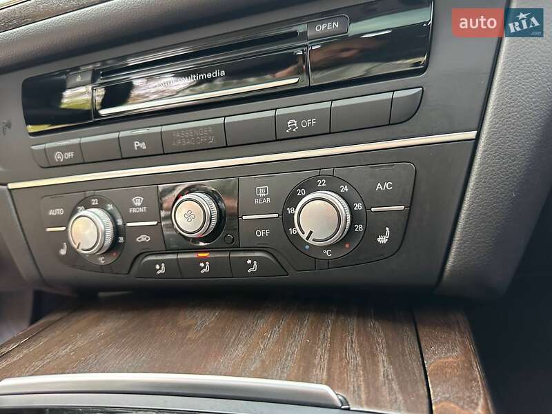 Седан Audi A6 2015 в Одессе