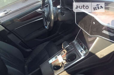 Седан Audi A6 2019 в 