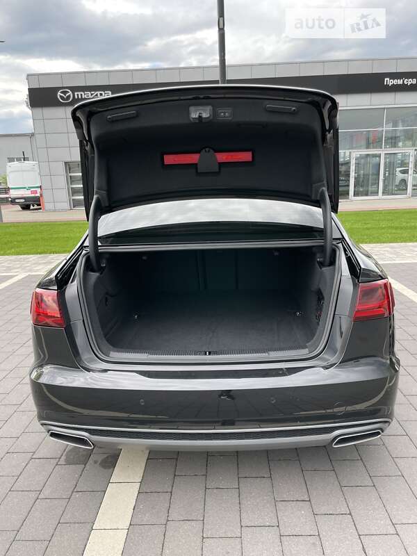 Седан Audi A6 2015 в Мукачево