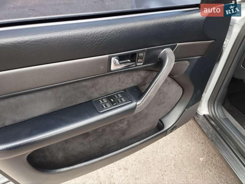 Седан Audi A6 1997 в Киеве