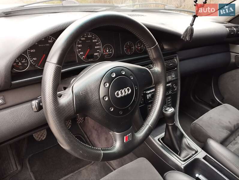 Седан Audi A6 1997 в Киеве