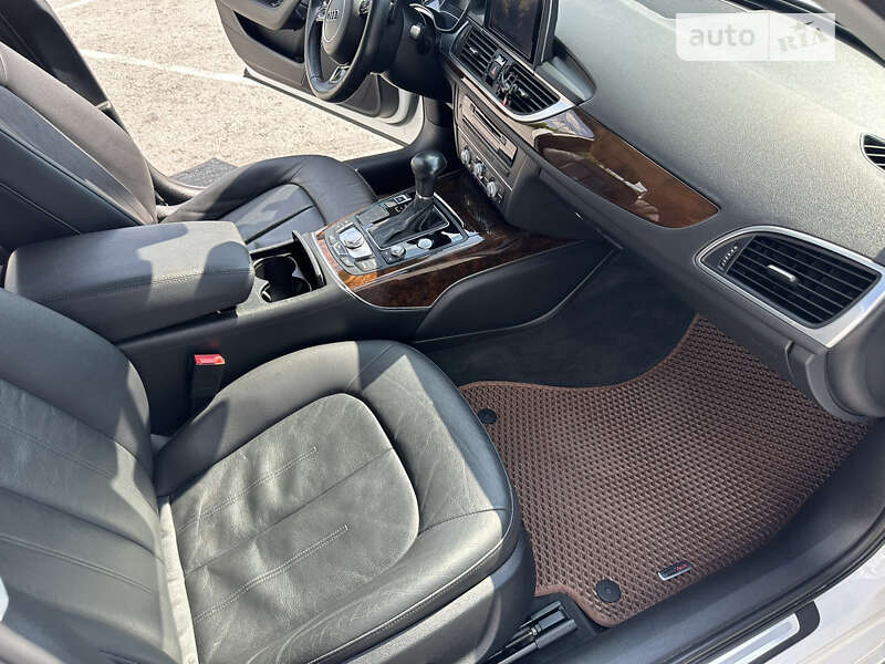 Седан Audi A6 2014 в Запорожье