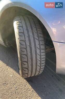 Седан Audi A6 2004 в 