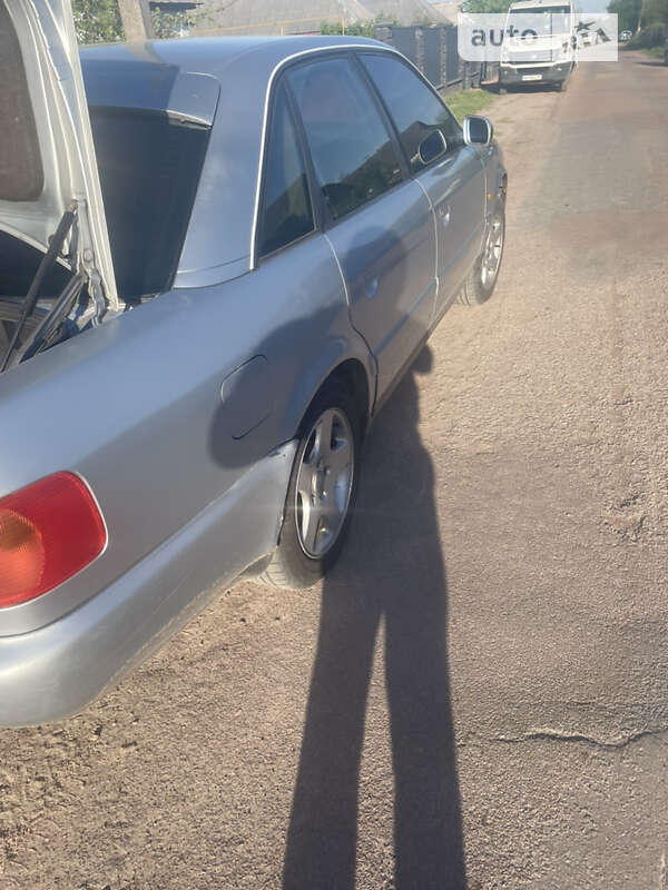Седан Audi A6 1997 в Овруче