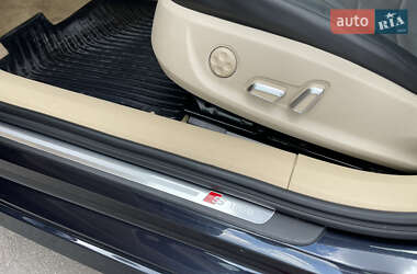Седан Audi A6 2015 в Киеве