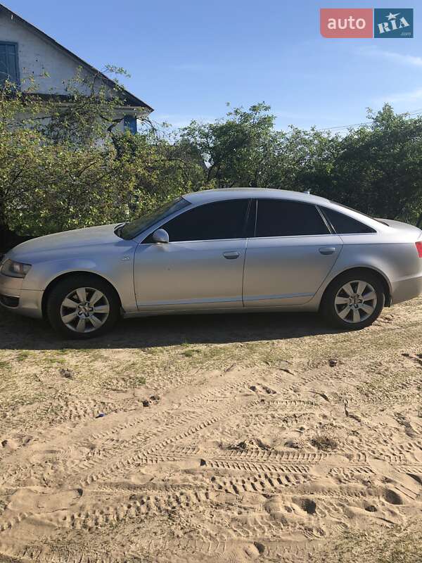 Седан Audi A6 2006 в Дубровице