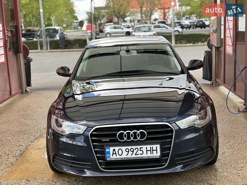 Седан Audi A6 2013 в Тячеве