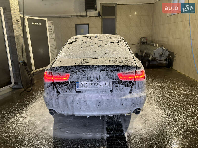 Седан Audi A6 2013 в Тячеве