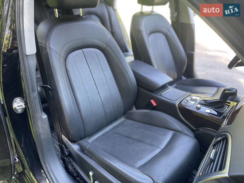 Седан Audi A6 2015 в Киеве