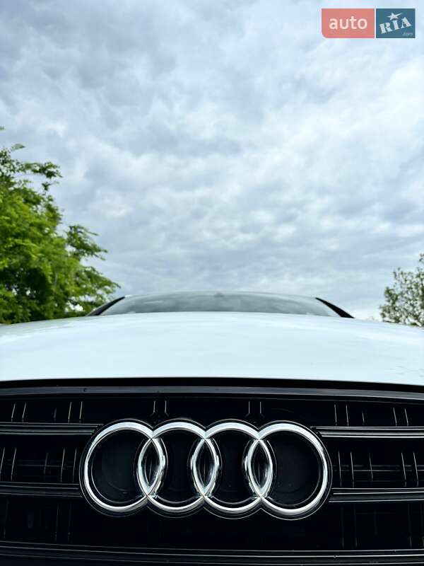 Седан Audi A6 2017 в Сваляве