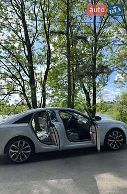 Седан Audi A6 2013 в Жидачове