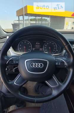 Седан Audi A6 2012 в Луцке