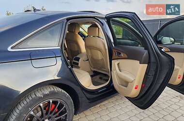 Седан Audi A6 2012 в 