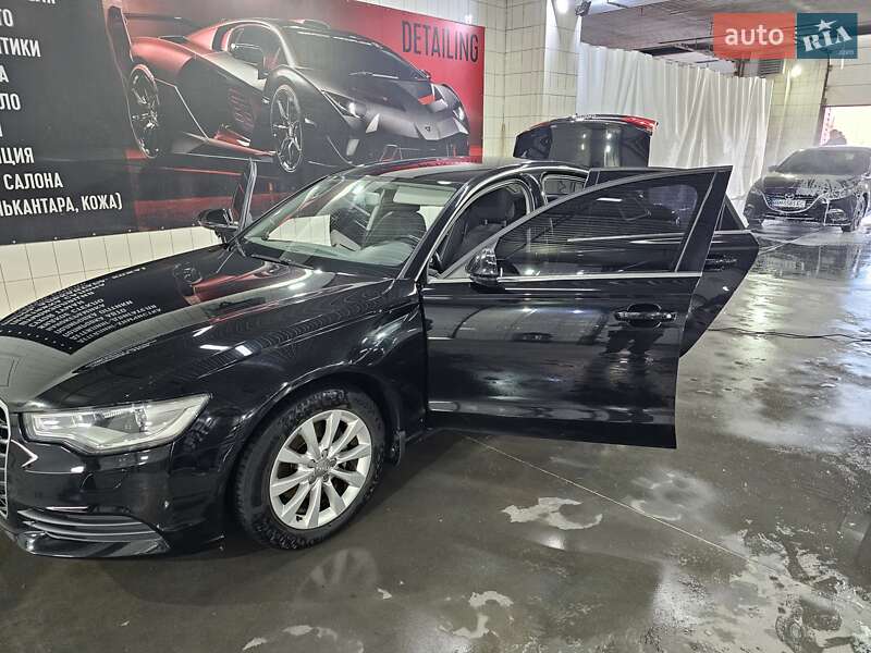 Седан Audi A6 2012 в Сумах