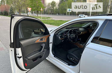 Седан Audi A6 2015 в 
