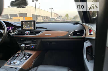 Седан Audi A6 2015 в 