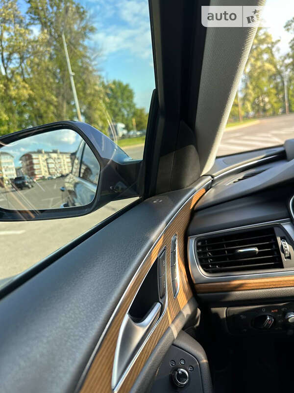 Седан Audi A6 2015 в Киеве