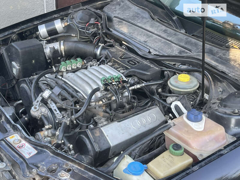 Седан Audi A6 1995 в Дунаевцах