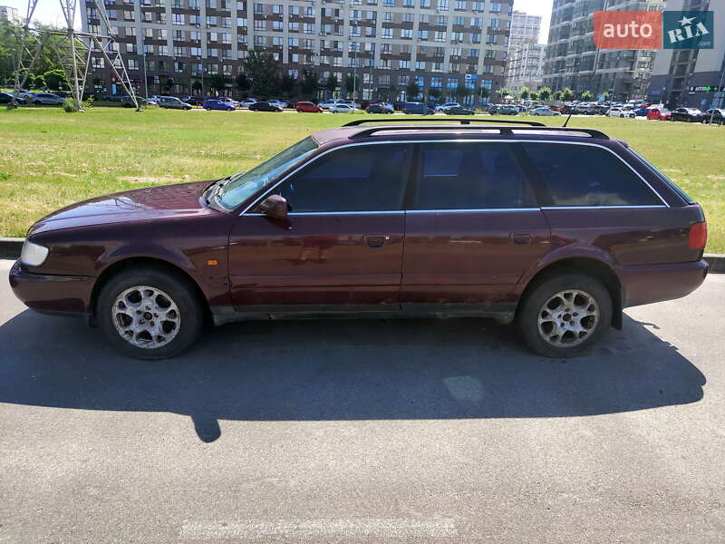 Универсал Audi A6 1996 в Киеве