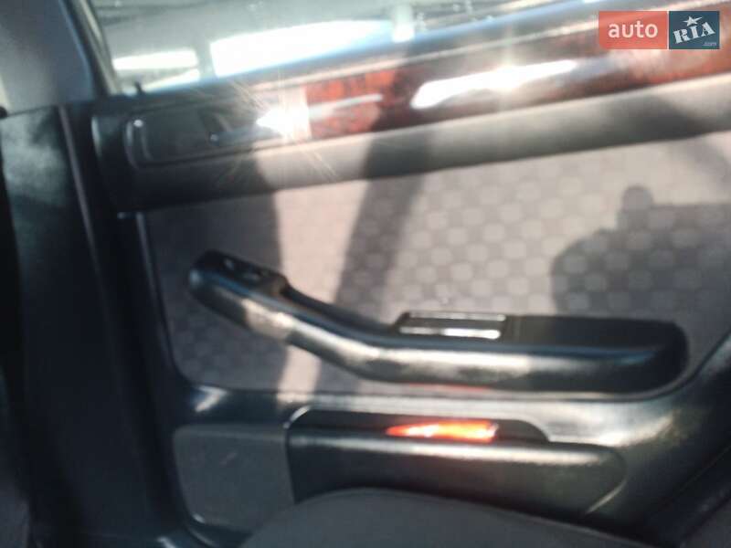 Седан Audi A6 1999 в Емильчине