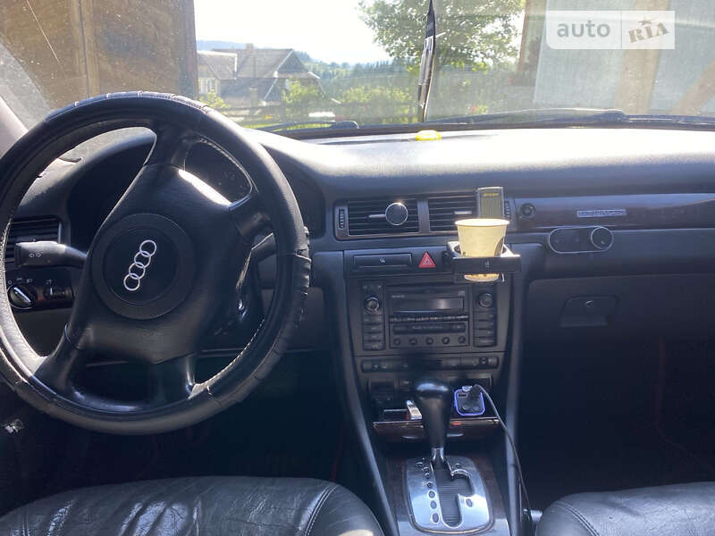 Седан Audi A6 2000 в Буковеле