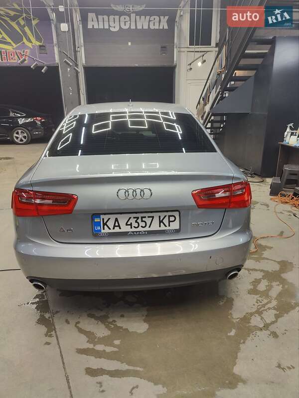 Седан Audi A6 2014 в Киеве