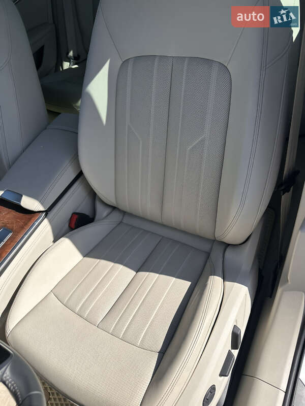 Седан Audi A6 2019 в Львове
