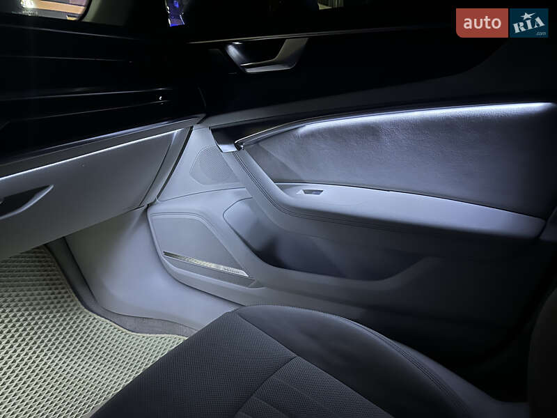 Седан Audi A6 2019 в Львове