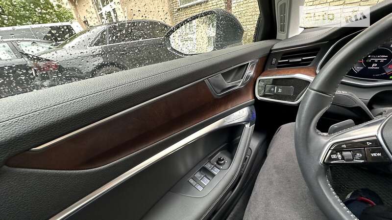 Седан Audi A6 2019 в Львове