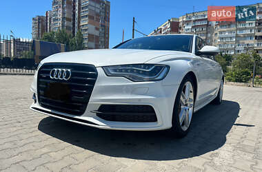 Седан Audi A6 2014 в 