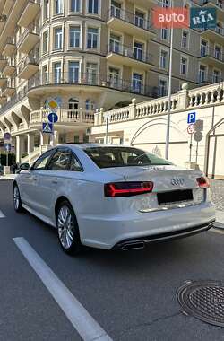 Седан Audi A6 2016 в 