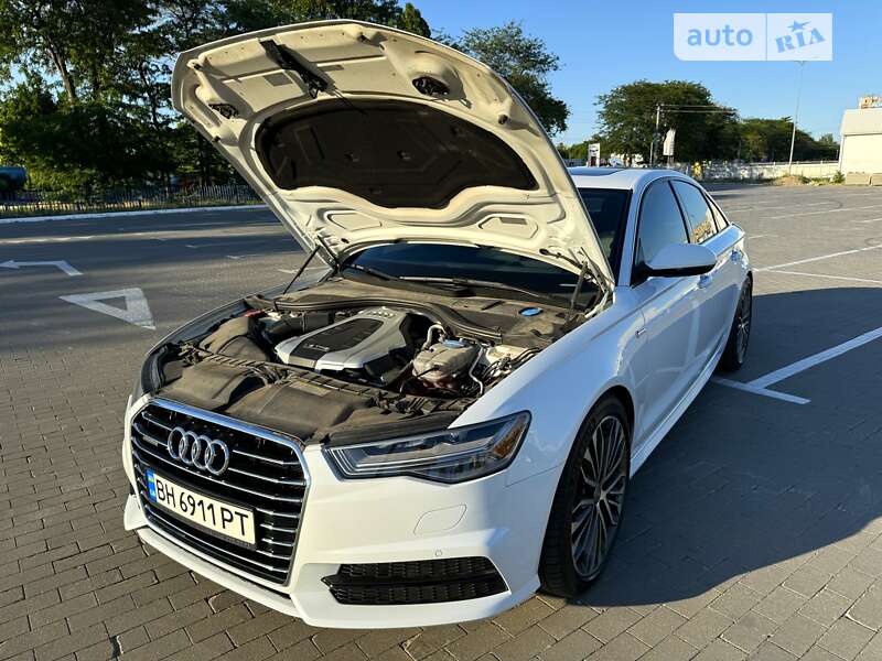 Седан Audi A6 2015 в Одессе