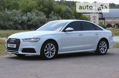Седан Audi A6 2017 в 