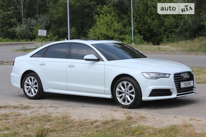 Седан Audi A6 2017 в Днепре