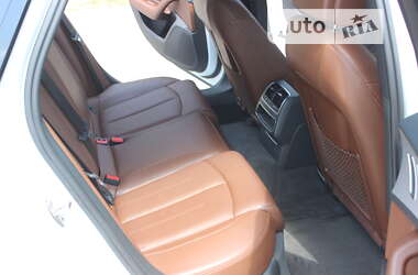 Седан Audi A6 2017 в 