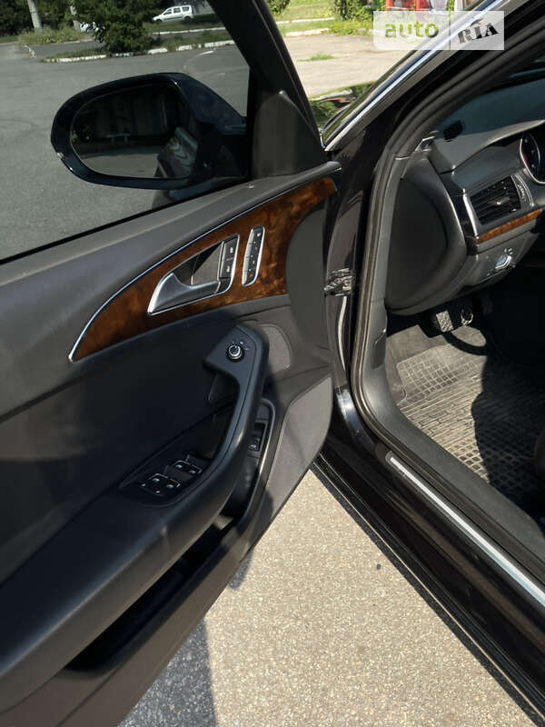 Седан Audi A6 2014 в Харькове