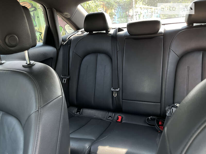 Седан Audi A6 2014 в Харькове