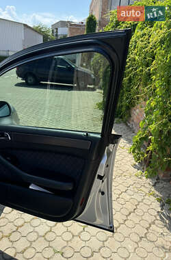 Седан Audi A6 2001 в Чернівцях