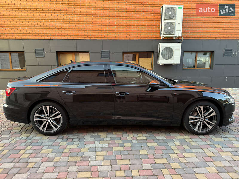Седан Audi A6 2018 в Киеве