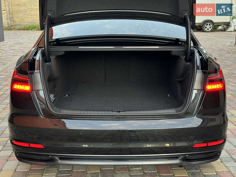 Седан Audi A6 2018 в Киеве