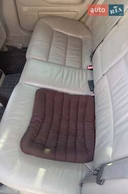 Седан Audi A6 2001 в 