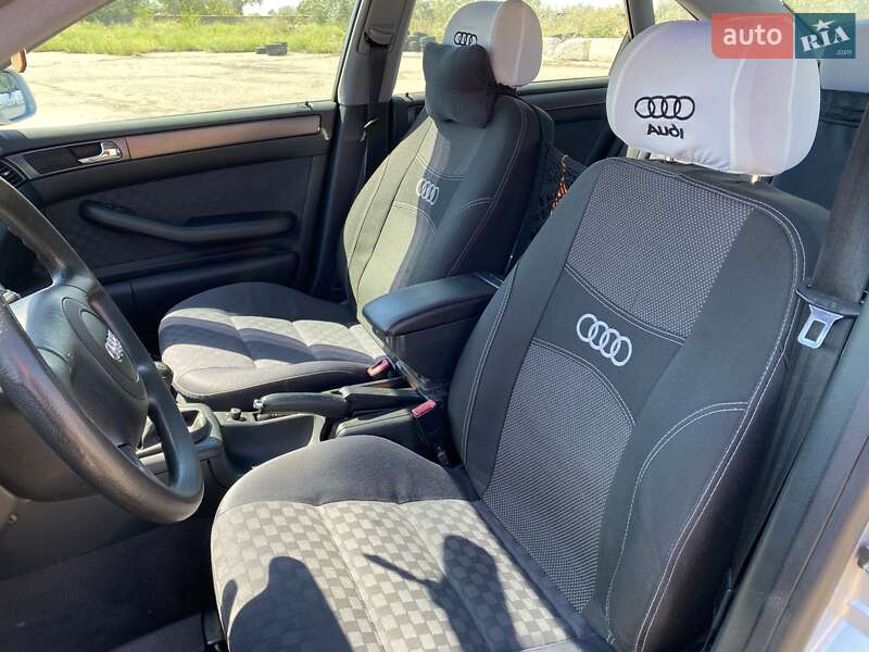 Седан Audi A6 2000 в Одессе