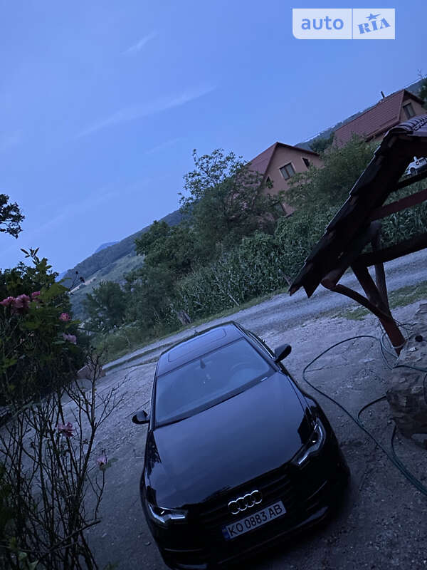 Седан Audi A6 2012 в Иршаве