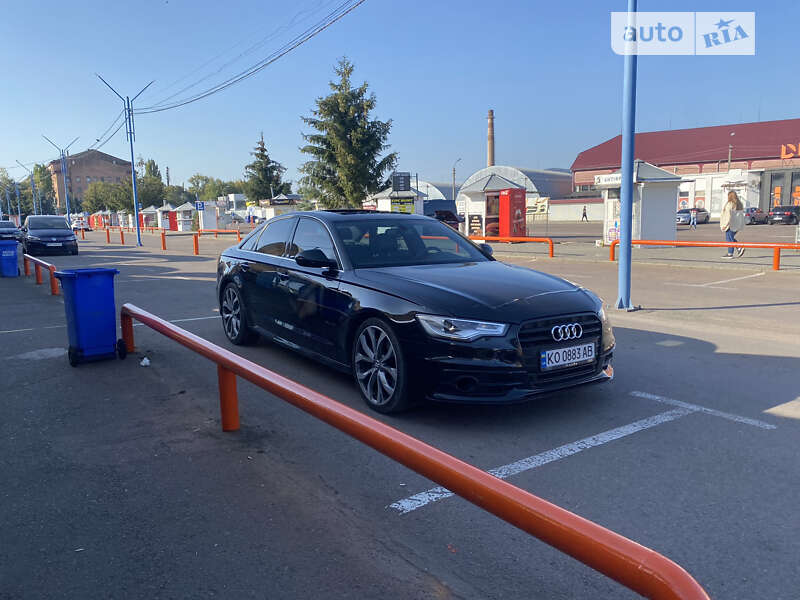 Седан Audi A6 2012 в Иршаве