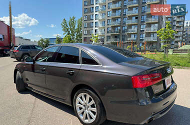 Седан Audi A6 2012 в 
