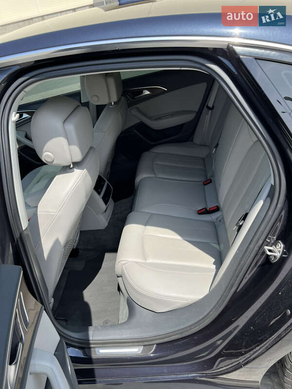 Седан Audi A6 2015 в Львове