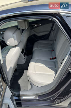 Седан Audi A6 2015 в 